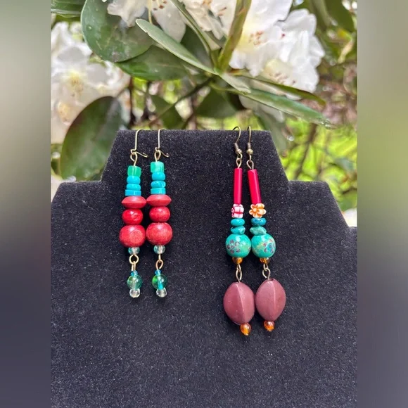 Tiki Time dangle earrings made with coral, wood, ceramic and turquoise. - Picture 1 of 3